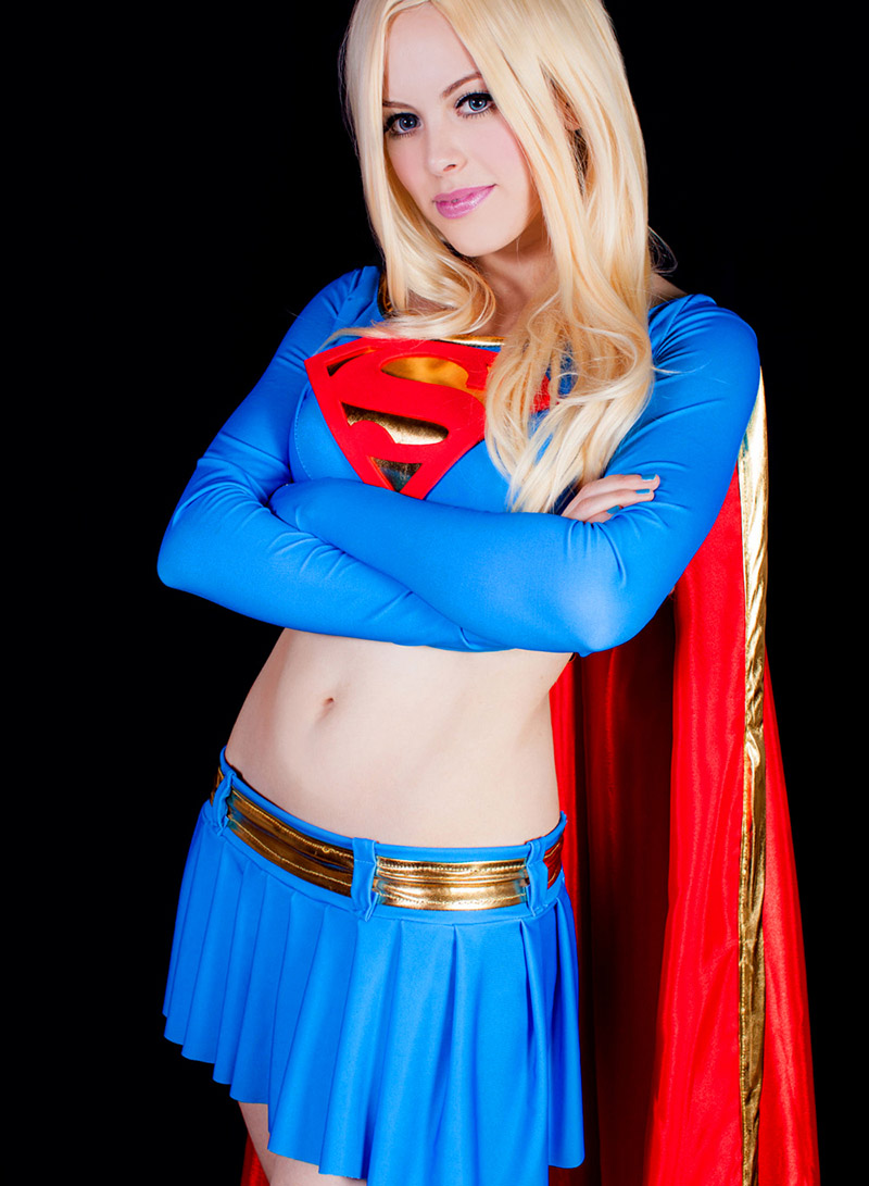 Lovely Supergirl Cosplay Halloween Costume Long Cape